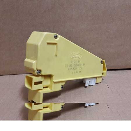 Sierra Kapı Kilit Motoru Ön 1988-1993 Orjinal