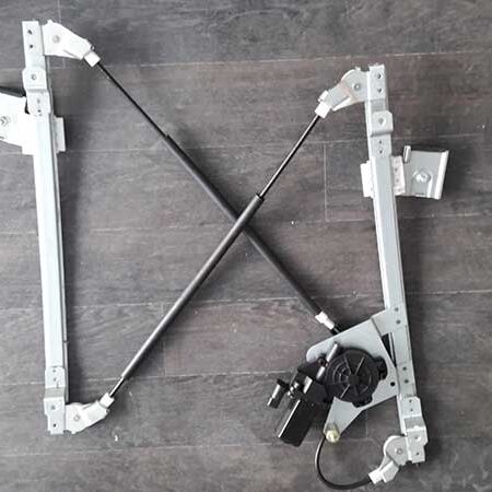 Focus Ön Sağ Cam Krikosu 1998-2005 ithal