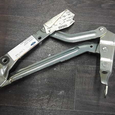 Focus Bagaj Menteşesi Sol 1998-2005 Orjinal