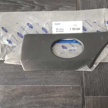 Fiesta Ön Çamurluk Bandı Sağ 1999-2001 Orjinal