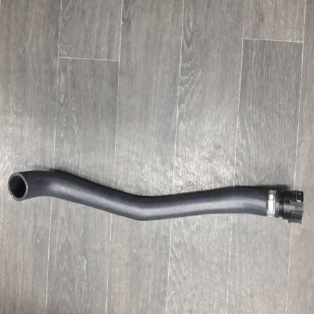 Fiesta Benzinli Üst Radyatör Üst Hortumu 2002-2009 ithal